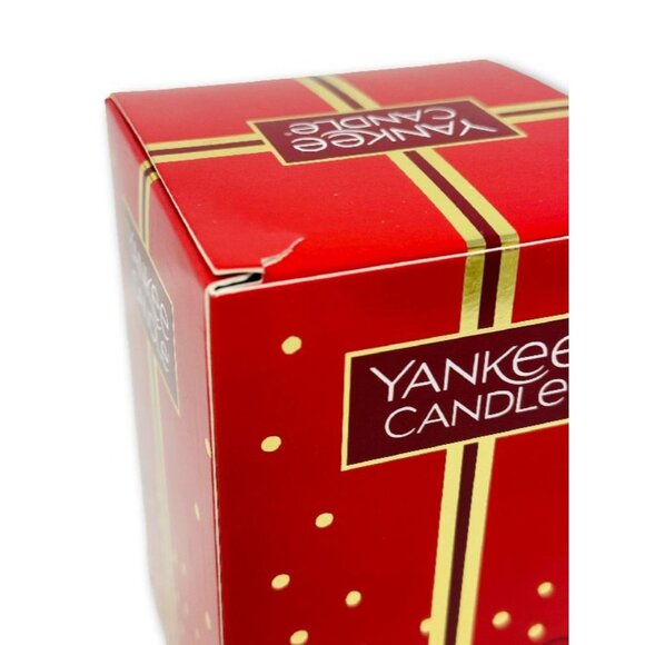 Yankee Candle Merry Sparkling Cinnamon Tumbler Candle Limited Holiday Edition - Picture 3 of 5